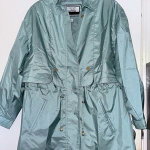 Fleet Street Raincoat Jacket. Sz L Metallic Green BNWT 2 Front pockets & Zipper